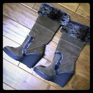 Colin Stuart Wedge Boots with Fur, Brown